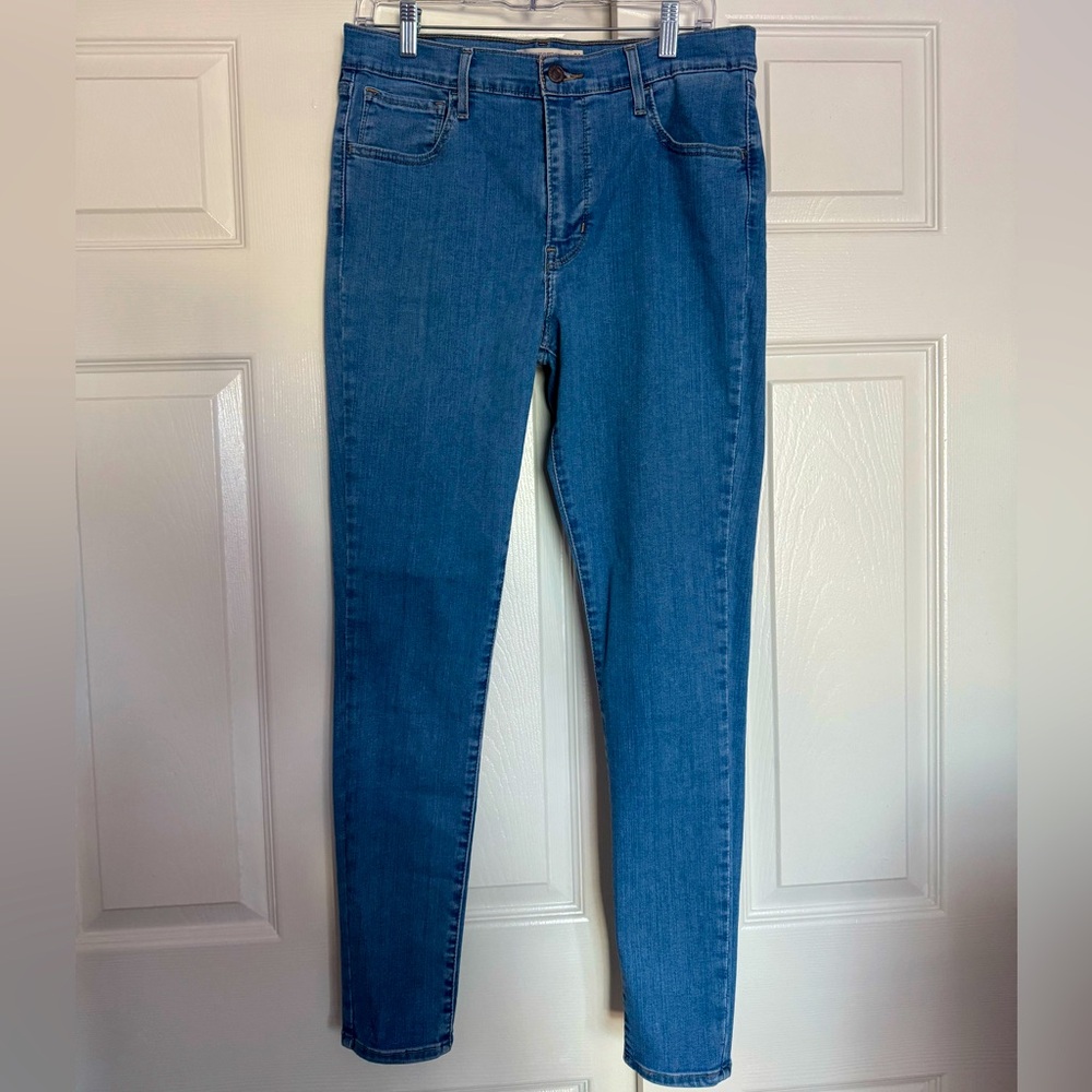 Signature by Levi Strauss Women's Blue Skinny Jeans